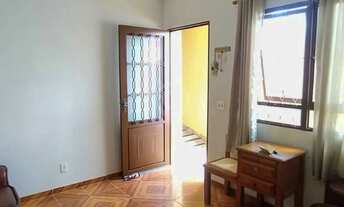 Imagem 2: Casa de rua : / Residencial / Novo Cruzeiro