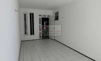 Imagem 3: Excelente casa para locar na Cidade dos Funcionários com 10 vagas de garagem!