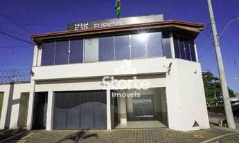 Imagem: Casa com 3 dormitórios à venda, 490 m²