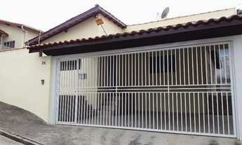 Imagem: Casa Ampla em Bairro Tranquilo - Aceita