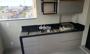 Imagem 6: Apartamento com 3 quartos sendo 1 suíte disponível para Locação no bairro Martins em Uberl