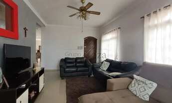 Imagem 2: Oportunidade - Casa Sobrado - Bosque dos Eucaliptos - 3 Dormitórios - 180m²