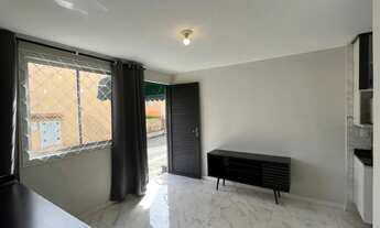 Imagem 4: Apartamento 2 quartos, totalmente reformado, no Santa Cândida - pronto para morar