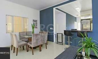 Imagem 6: Casa bairro Medianeira, com 3 dormitórios, 2 banheiros, com piscina para venda