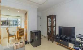 Imagem 4: Imóvel para venda tem 60 metros quadrados com 2 quartos em Petrópolis - Porto Alegre - RS