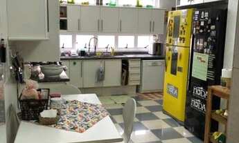 Imagem 2: Casa de 450 metros quadrados no bairro Alphaville Res. Seis (santana de Parnaiba) com 6 qu