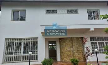 Imagem 4: Casa de condomínio para aluguel tem 210 metros quadrados com 4 quartos