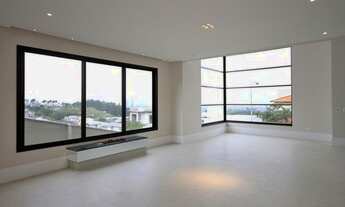 Imagem 4: Casa de 465 metros quadrados no bairro Tamboré com 4 quartos