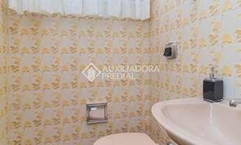 Imagem 4: PORTO ALEGRE - Casa Padrão - Chácara das Pedras