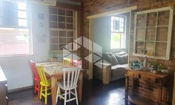 Imagem 2: Apto de 3 quartos, último andar com lindo sóton, ,em madeira nobre