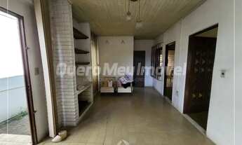 Imagem 7: Casa de esquina no bairro Cruzeiro