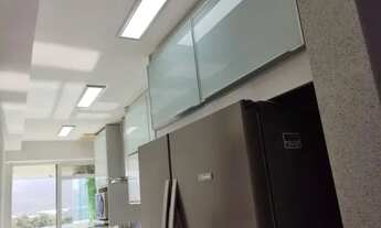 Imagem 2: Apartamento 3 quartos porcelanato, 1 suite. Todo reformado!