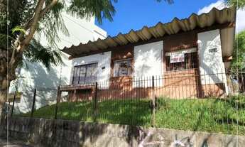 Imagem 2: Casa de esquina no bairro Cruzeiro