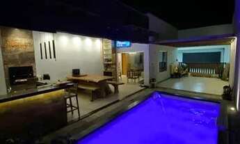 Imagem: Casa com piscina