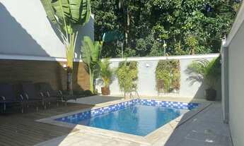 Imagem 5: Sobrado para venda com 411 metros, 4 quartos e piscina