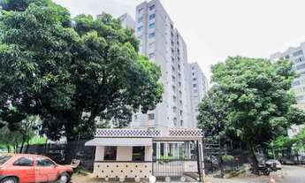 Imagem 2: Alugo apartamento de 2 quartos próximo ao Carrefour da av. T-9