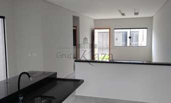 Imagem 4: Casa - Parque dos Sinos - 175m² - 3 Dormitórios com 1 suíte