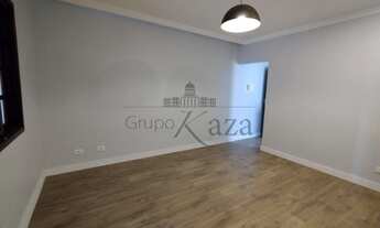 Imagem 2: Casa no Jardim das Indústrias - 3 Dormitórios - 125m²