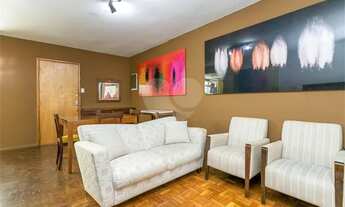 Imagem 3: Pinheiros perto do metrô