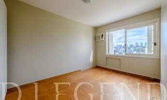 Imagem 7: Porto Alegre - Apartamento Padrão - Mont Serrat