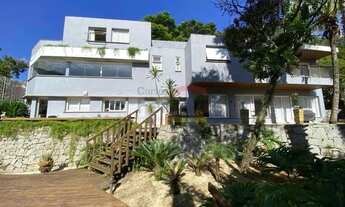 Imagem 6: Sobrado no Barro Branco, com 1000 metros de terreno e 700 metros de área construída 4 suít