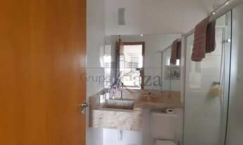 Imagem 7: Casa no Urbanova em Condomínio com 3 Dormitórios, Suíte, Quintal e Armários Planejados!