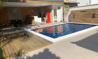 Imagem 3: LIVE VENDE - Casa moderna em condomínio fechado com 4 quartos sendo 3 suítes, cozinha com