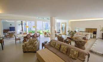 Imagem: Ampla casa situada no melhor do alto da