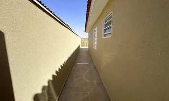 Imagem 2: Casa de condomínio para aluguel possui 120 metros quadrados com 3 quartos