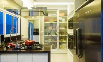 Imagem 4: Excelente oportunidade em Jacareí. Casa de 245 metros, 3 suítes e piscina