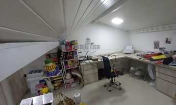 Imagem 4: Casa de condomínio para venda possui 140 metros quadrados com 3 quartos