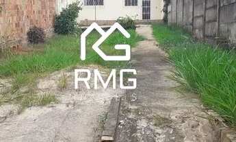 Imagem 3: Lote para venda tem 360 metros quadrados com benfeitorias no Bairro Jardim Guanabara