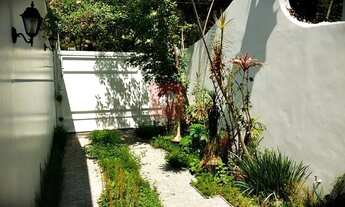 Imagem 16: Casa para venda possui 389 metros quadrados com 3 quartos em Jardim Novo Mundo - São Paulo