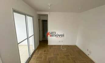 Imagem: Apartamento com 1 dormitório, Sacada envidraçada