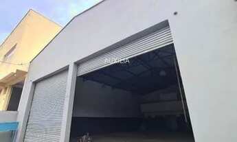 Imagem: Galpão de 300m² para locação próximo