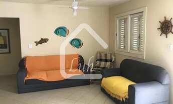 Imagem 5: Casa para aluguel possui 140 metros quadrados com 4 quartos em Morrinhos - Garopaba - SC