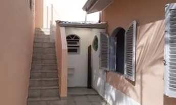 Imagem 6: ALUGO CASA Vila Zeze 3 dormitórios sendo uma suíte Ampla sala, cozinha 1 banheiro social