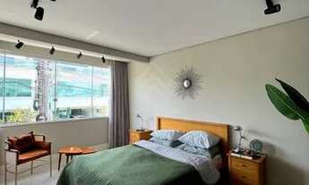 Imagem: Casa triplex com 3 Dormitórios, sendo 2