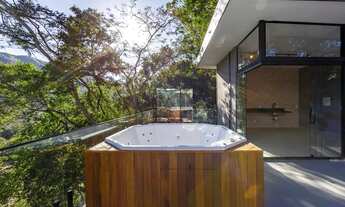 Imagem 7: Casa com 5 suítes no condomínio Roseiral, Teresópolis