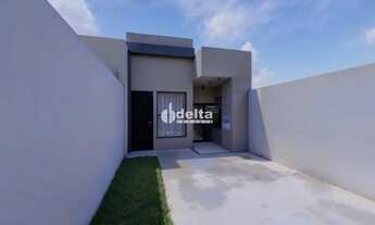 Imagem 2: Casa residencial com 3 quartos disponível para venda no bairro Novo Mundo em Uberlândia-MG