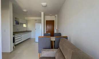 Imagem 4: Apartamento mobiliado com varanda e bem localizado para venda