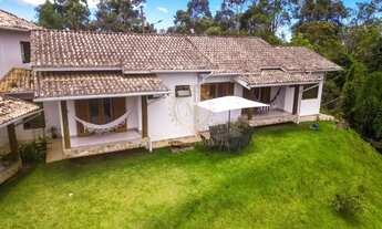 Imagem 6: Casa com vista direta para Pedra Azul e Forno Grande