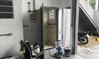 Imagem 4: OPORTUNIDADE - Galpão Comercial com 3 kit Nets - Residencial Santa Paula - 200m². Locação