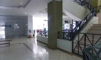 Imagem 7: Shopping Center à venda, 109 lojas, 86 vagas descobertas e 14 vagas cobertas, área total c