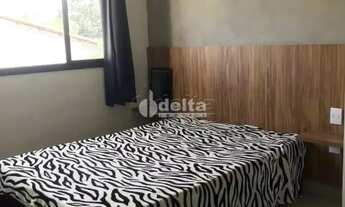 Imagem 6: Casa residencial mobiliada com 2 suítes disponível para locação e venda no bairro Cidade J