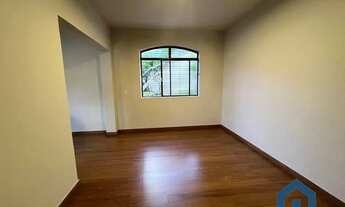 Imagem 7: Casa duplex independente no bairro Liberdade