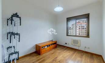 Imagem 6: Apartamento com 95m² e 3 dormitórios, 1 suíte, 2 vagas no bairro Jardim Botânico em Porto