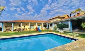 Imagem 4: Belíssima casa térrea estilo chácara no coração de Atibaia!