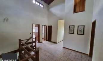 Imagem 7: Sobrado em Porto Alegre, no bairro Ponta Grossa, com 4 dormitório(s), e 4 banhei