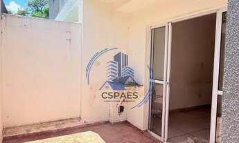 Imagem 5: Cond. Porto Seguro IX, apartamento com quintal amplo, armários na cozinha, 1 vaga coberta